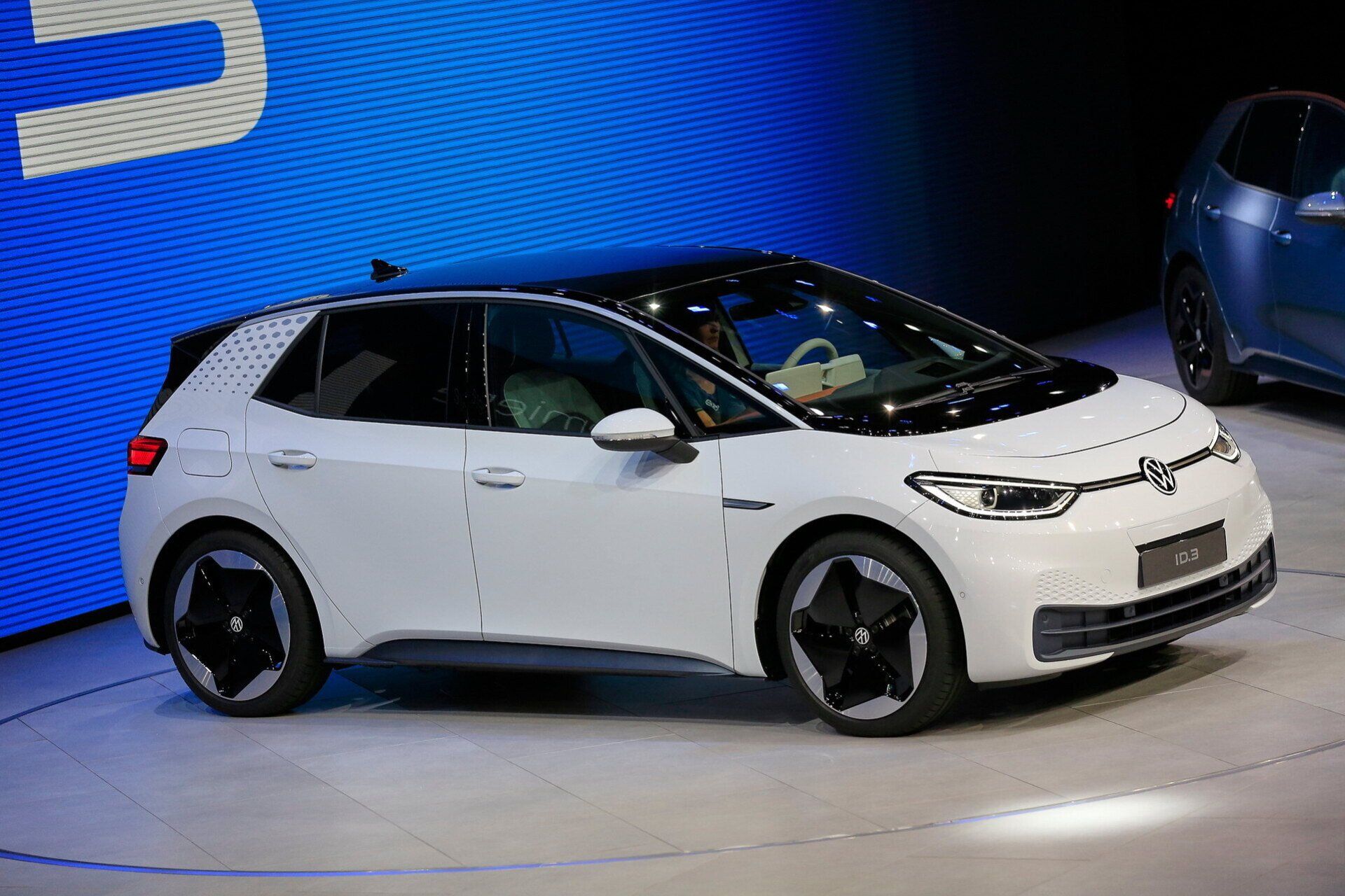 cargadores eléctricos Volkswagen ID3 económicos empresas instaladoras punto de recarga Volkswagen ID3 en Sevilla