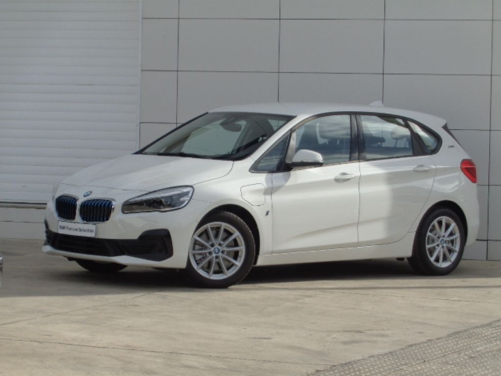 cargadores eléctricos BMW Serie 2 Hibrido económicos empresas instaladoras punto de recarga BMW Serie 2 Hibrido en Sevilla