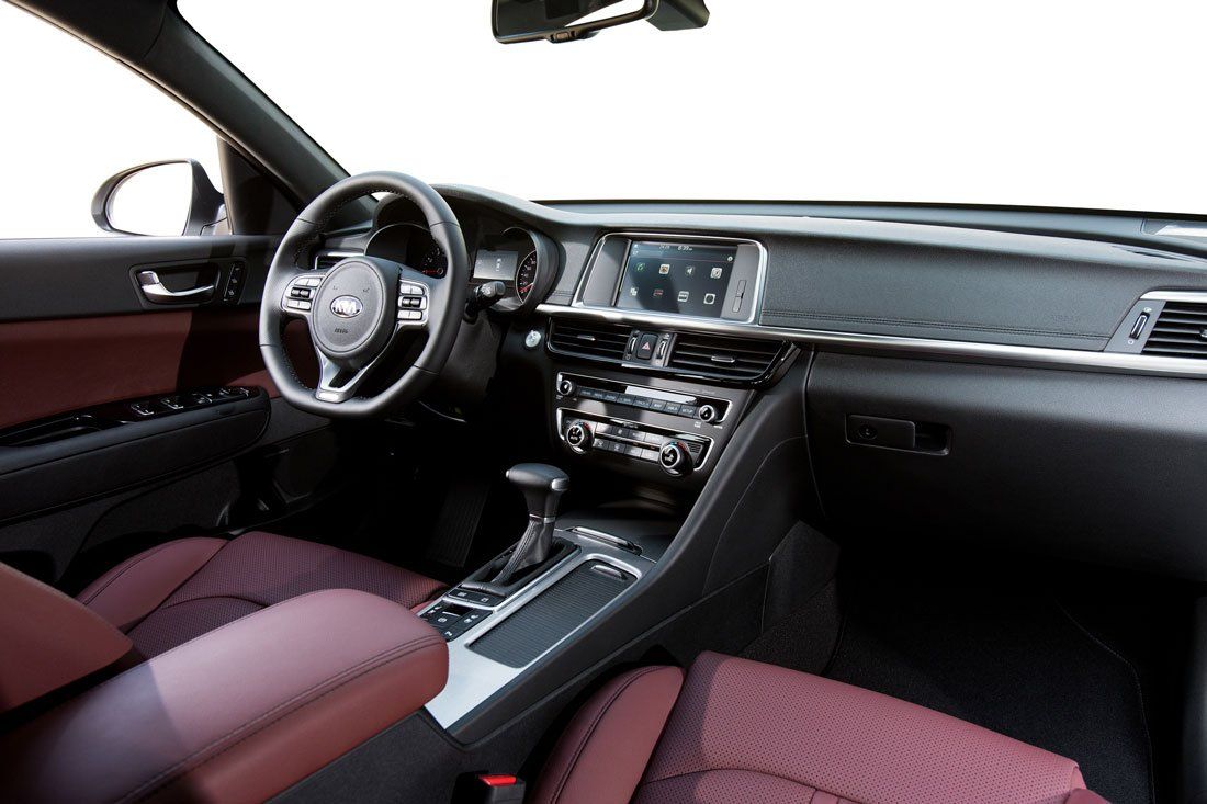 subvenciones para la instalación de un punto de recarga Kia Optima PHEV híbrido enchufable subvenciones para la compra de un Kia Optima PHEV híbrido enchufable