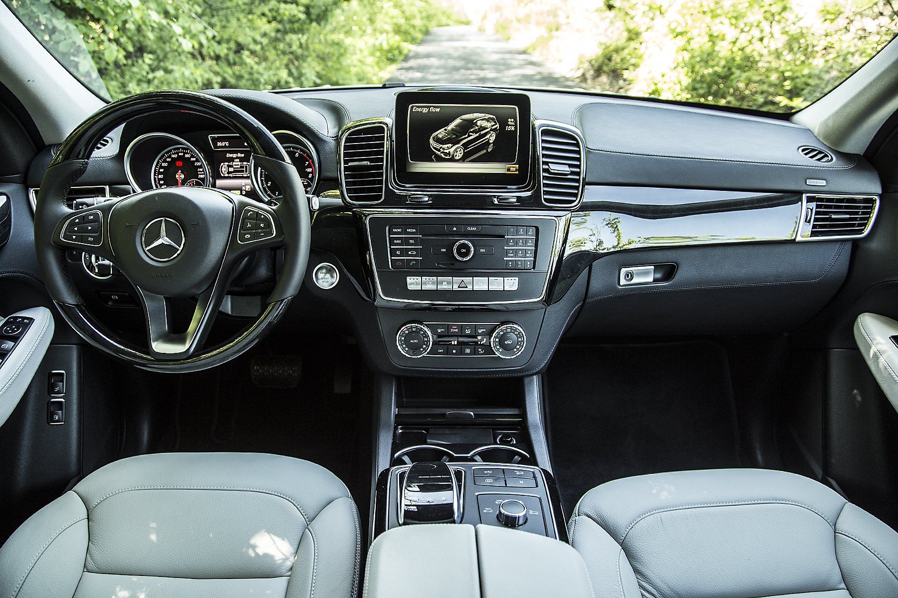 cargadores eléctricos Mercedes GLE 500 e 4MATIC económicos instalación punto de recarga Mercedes GLE 500 e 4MATIC en Sevilla