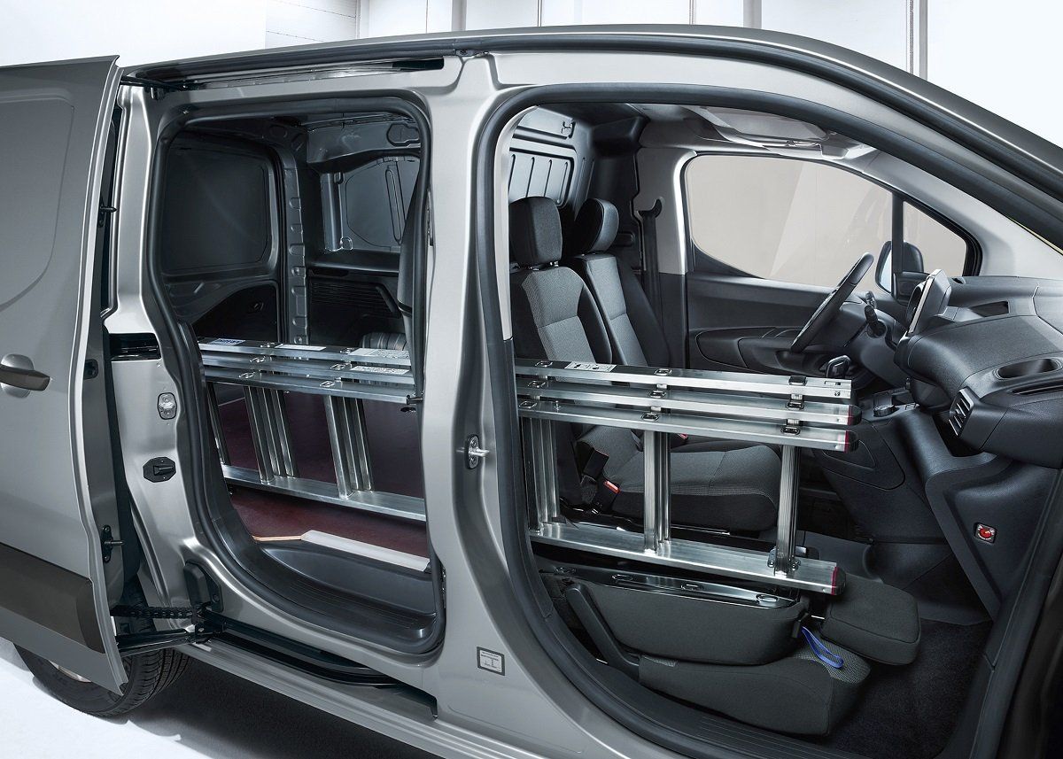 subvenciones para la instalación de un punto de recarga Opel Combo-e Cargo eléctrica subvenciones para la compra de Opel Combo-e Cargo eléctrica