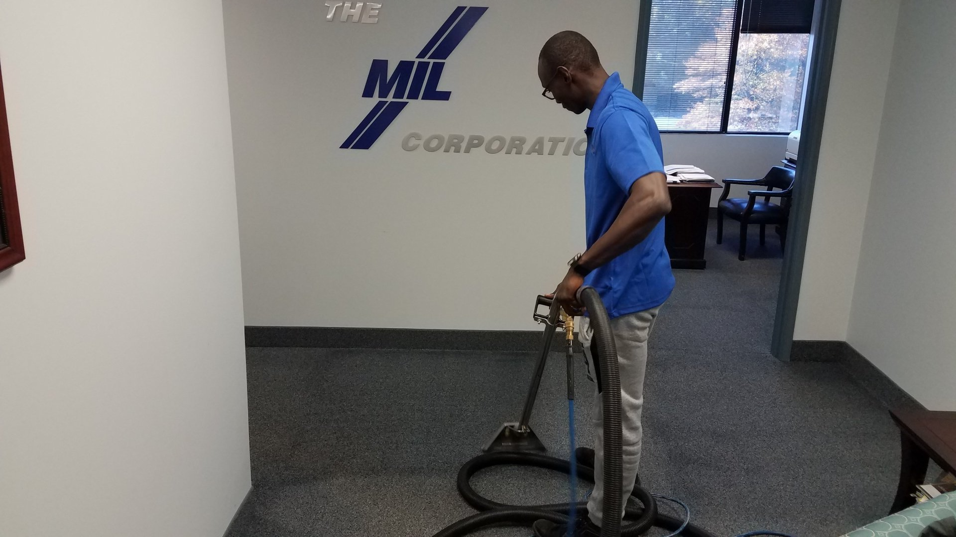 Technician Kevin working a commercial cleaning job