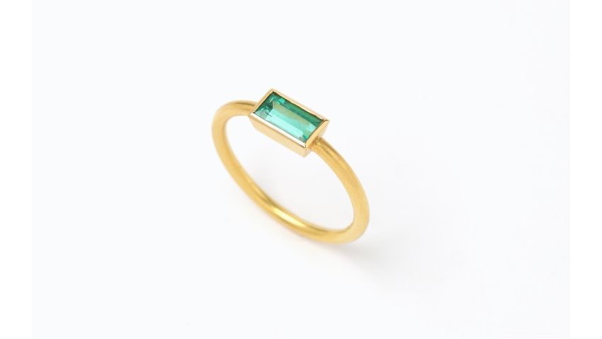 Ring mit Edelstein Turmalin von der Goldschmiede Kurfürstin in München. 900 Gelbgold