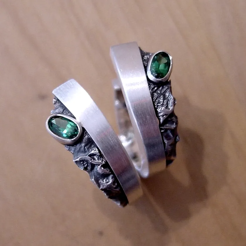 Creolen Ohrringe in Silber mit Smaragd Handarbeit wurlitzer schmuck