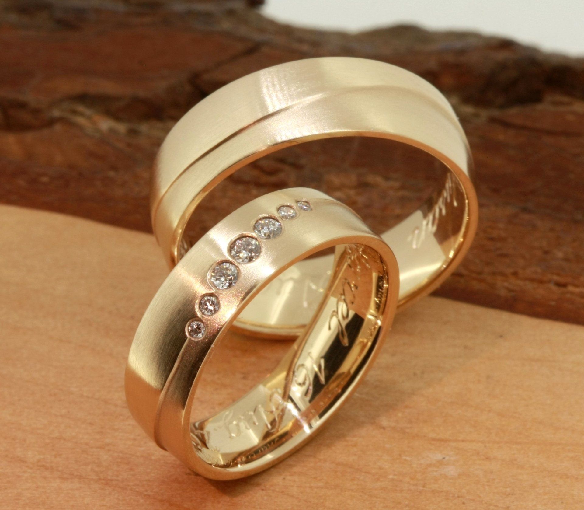 Trauringe struktur Palladium und Silber Trauringe in Silber und Palladium Handarbeit wurlitzer schmuck