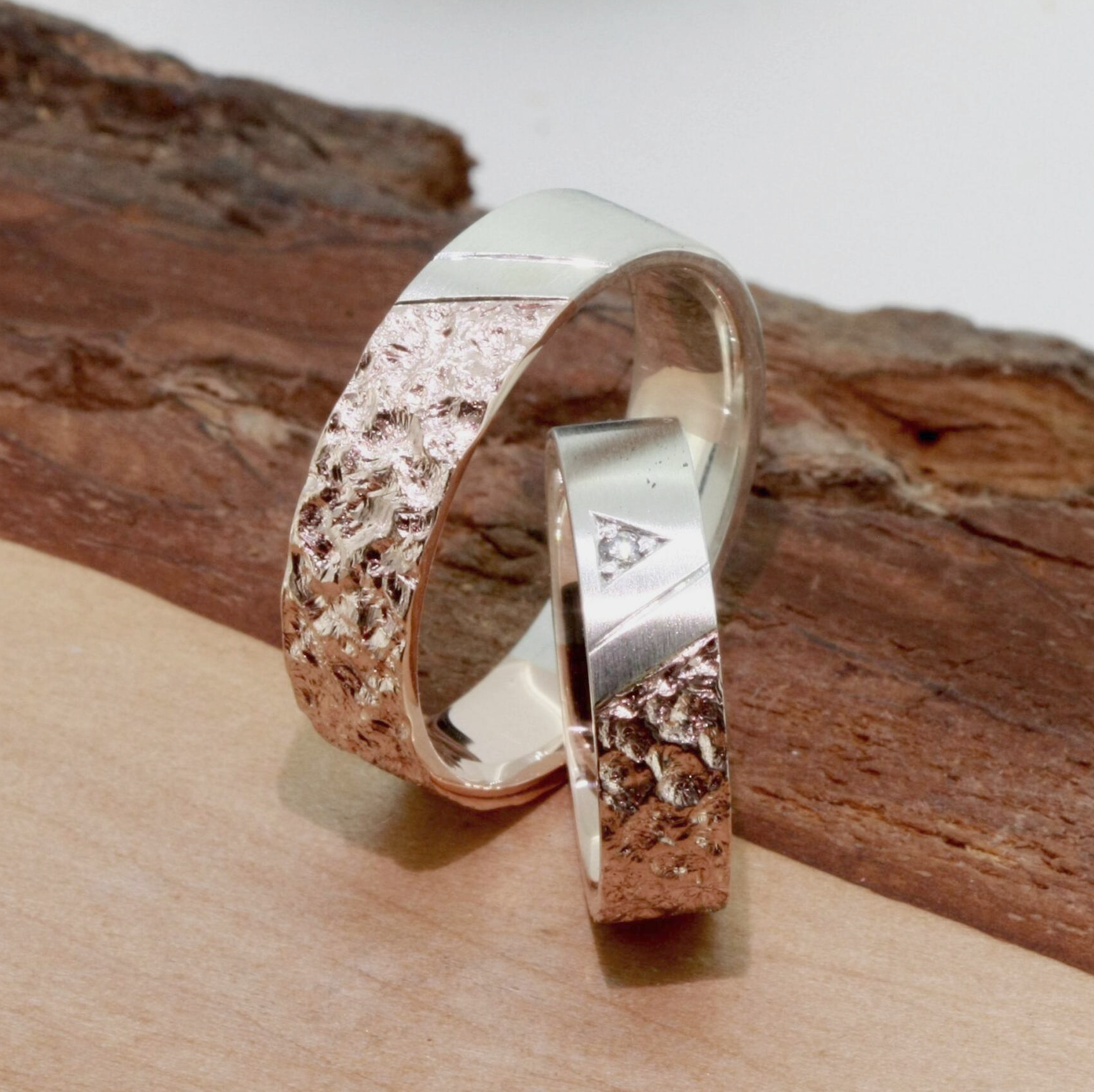 Trauring struktur Weißgold Rotgold Trauring struktur Weißgold-Rotgold wurlitzerschmuck