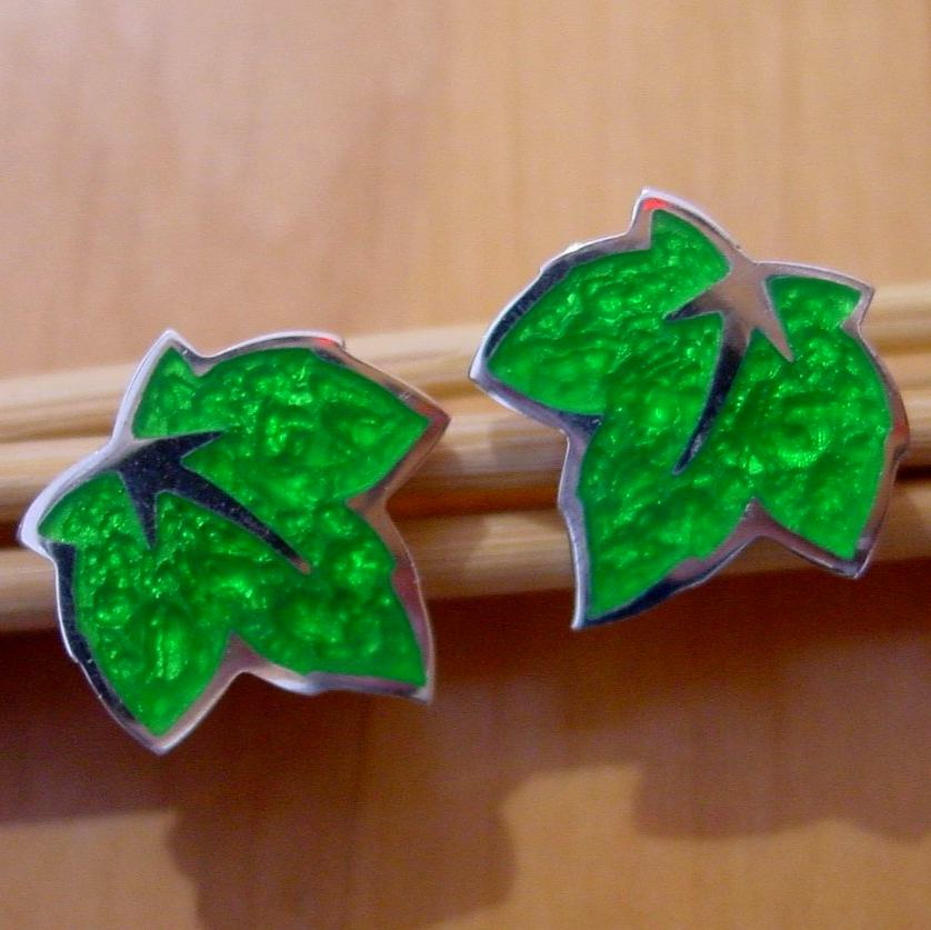 Ohrstecker grün und Silber colorit in Handarbeit wurlitzer schmuck