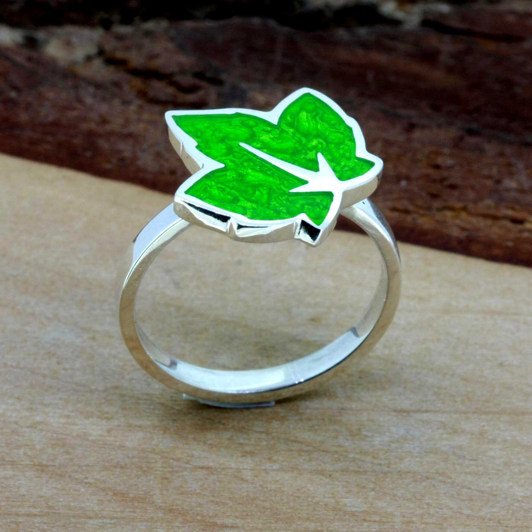 Ring  in Silber Ring Silber mit Blatt colorit in Handarbeit wurlitzer schmuck