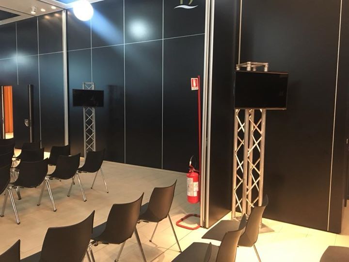 Noleggio Monitor Video per evento aziendale Centro Congressi Domina Coral Bay : Santa Flavia (PA)