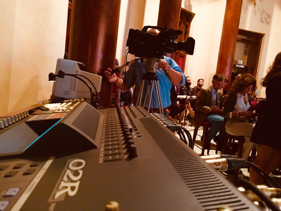 Regia Video Video camera con operatore noleggio audio video luci Palermo