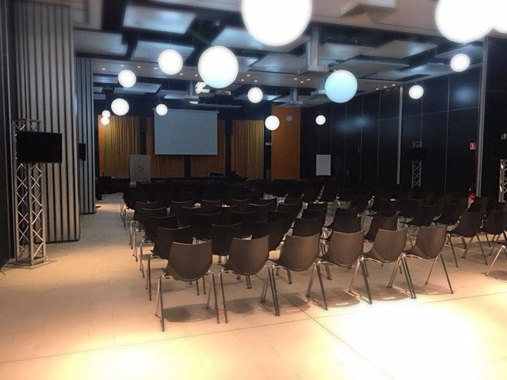 Noleggio Monitor Video per evento aziendale Centro Congressi Domina Coral Bay : Santa Flavia (PA)