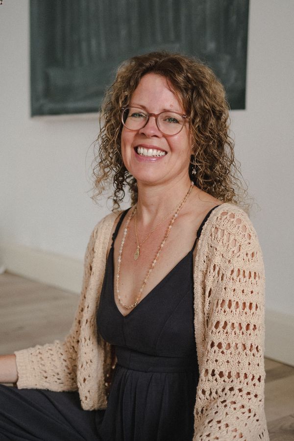 Meditationssitz Silke im Meditationssitz