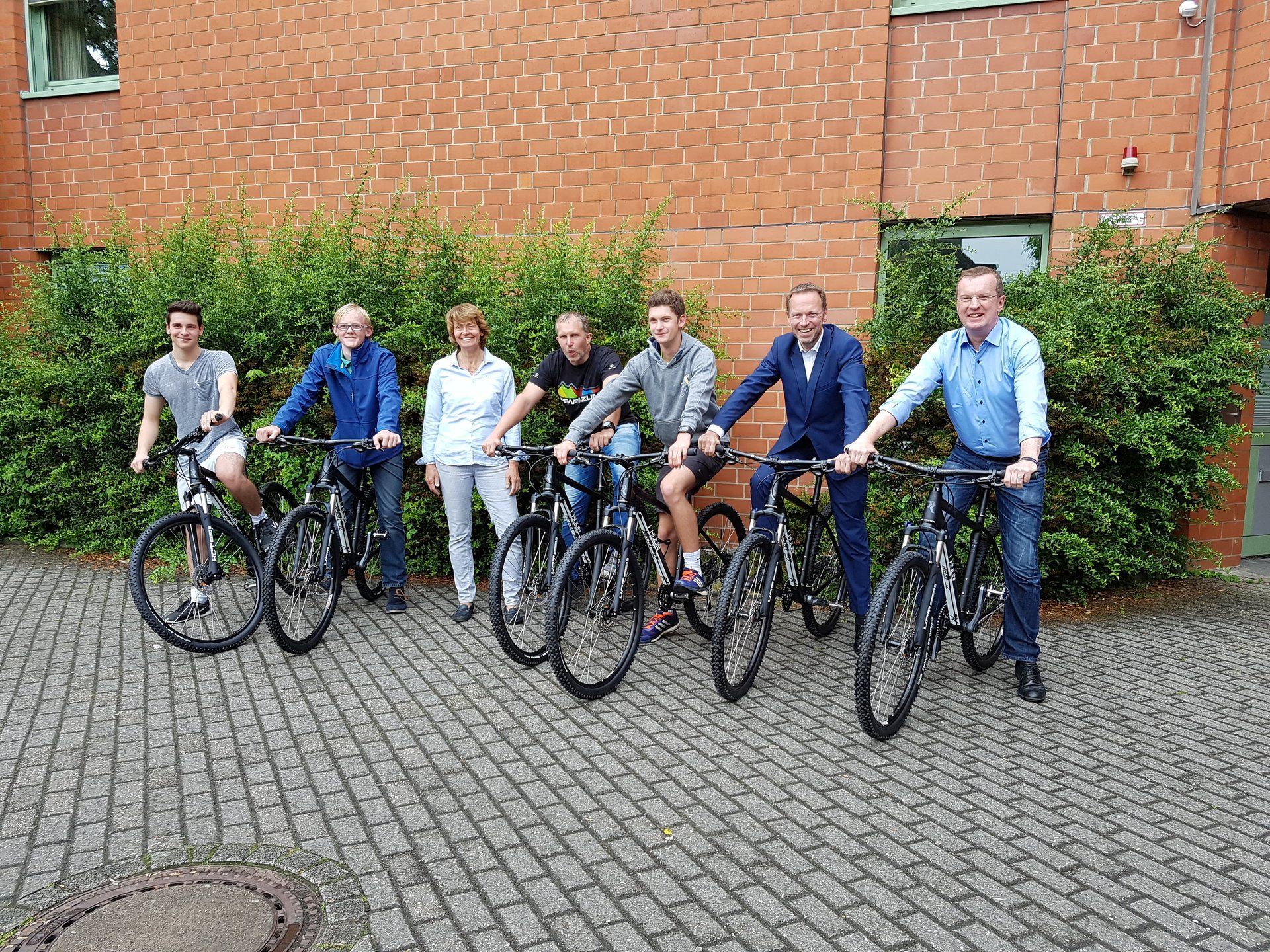 Mountainbikes vom Schulverein für das Bonni Hilden