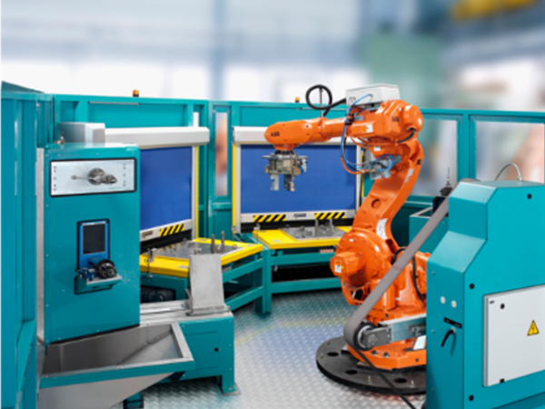 Bearbeiten mit dem Industrieroboter