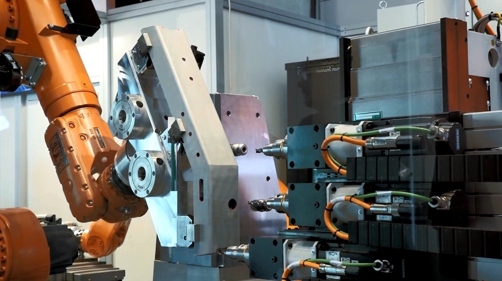 Bearbeiten mit dem Roboter