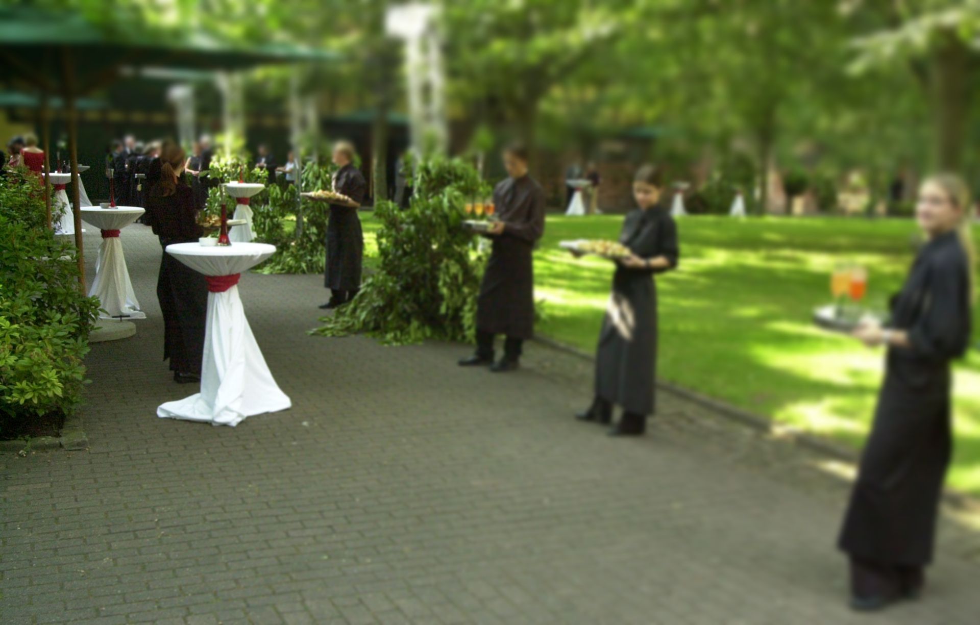 OMA-ROSI-PRIVATE-FEIERN-IN-LOCATIONS