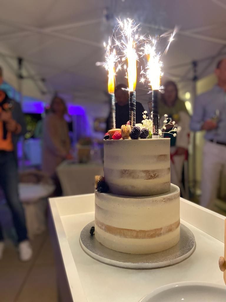 OMA-ROSI-FEIERN-ZUHAUSE