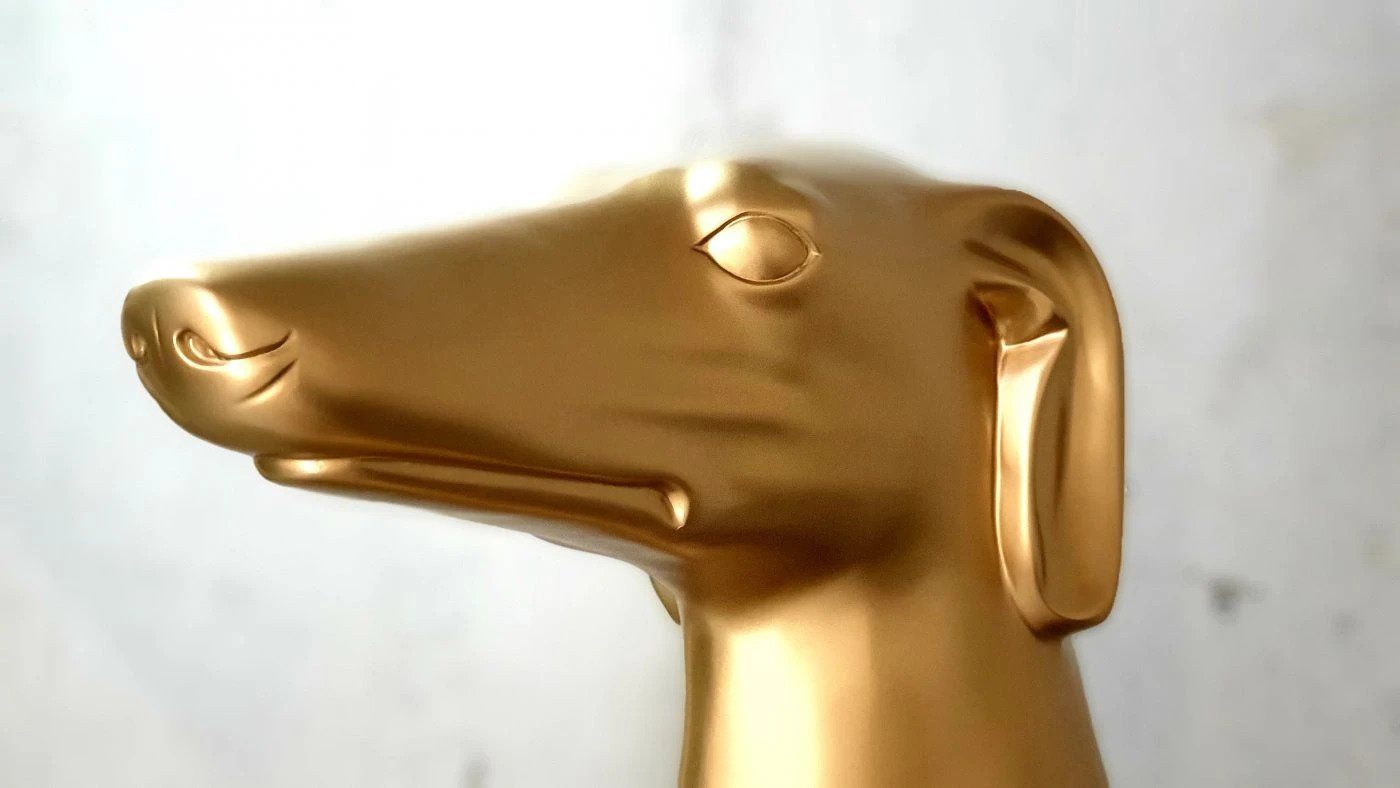 Perfekt in Kombination: Unsere Lamellendächer von Brustor und Gartendeko von Claudia Bias.