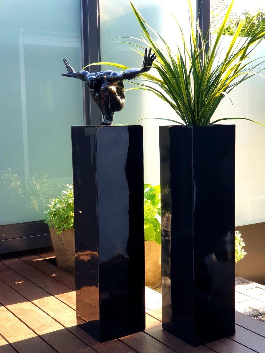 Gartendeko & Kunstwerke als außergewöhnliche Ergänzung zu unseren Sonnenschutz Produkten von Brustor in Berlin.