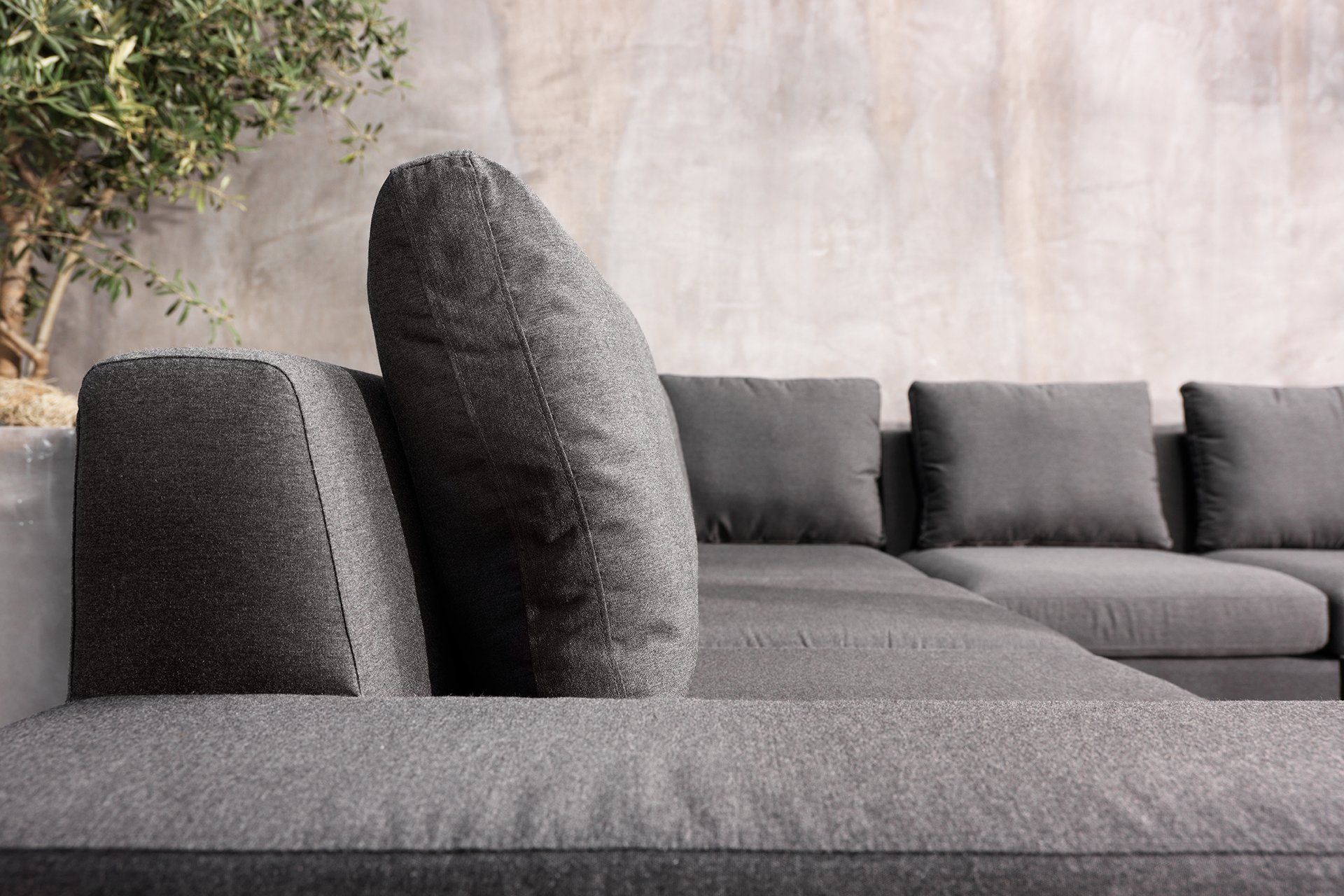 Unsere Outdoor Living-Möbel als Ergänzung zu unseren Sonnenbedachungen rund um Berlin.