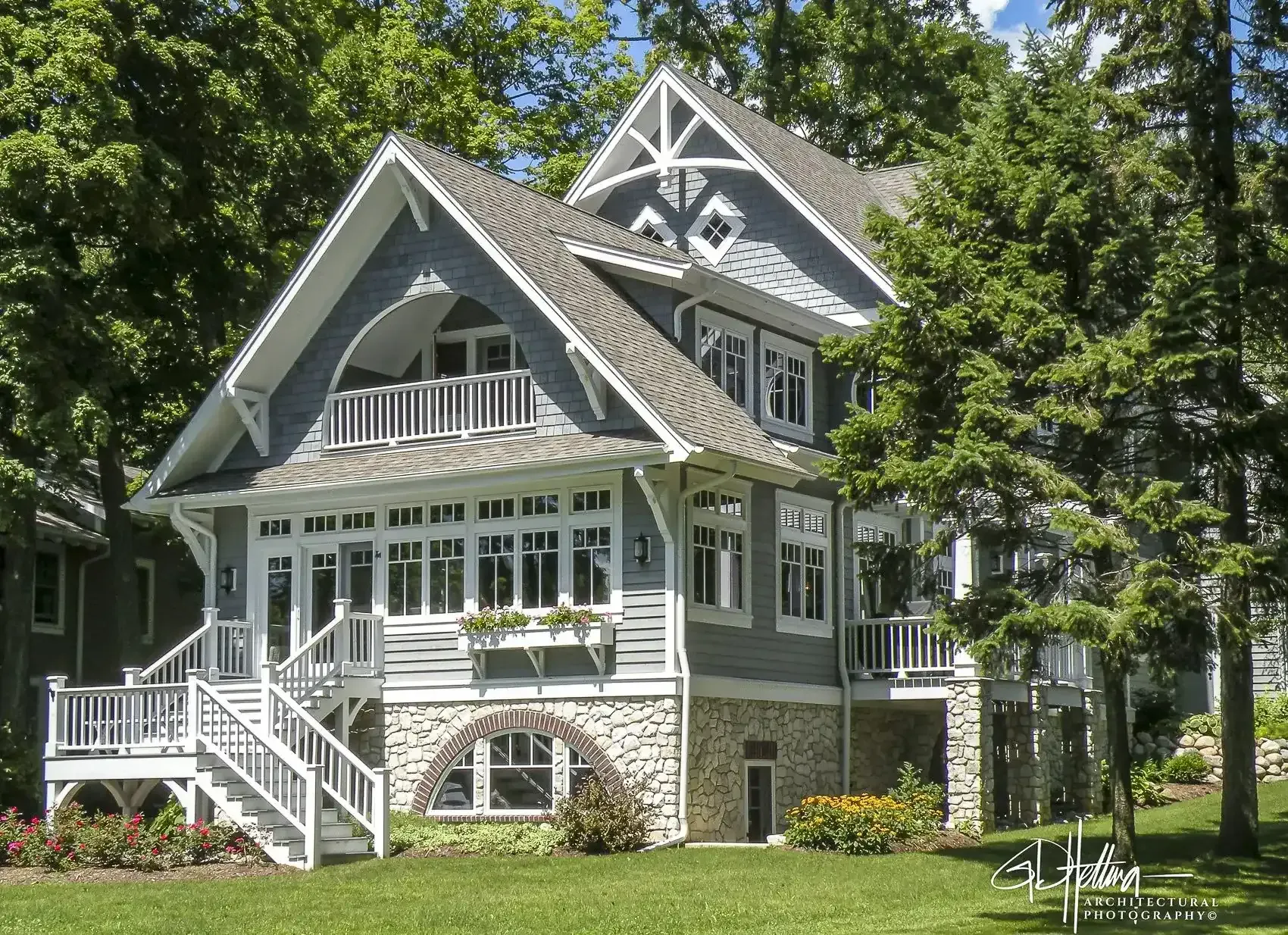 Chateau North exterior featuring elegant residential architectural design and classic estate style – Pier-156