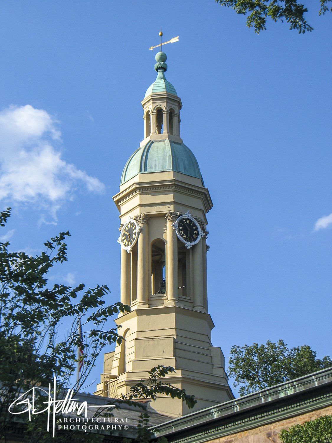 #distinctivearchitecturaldetail #cupolaclocktower