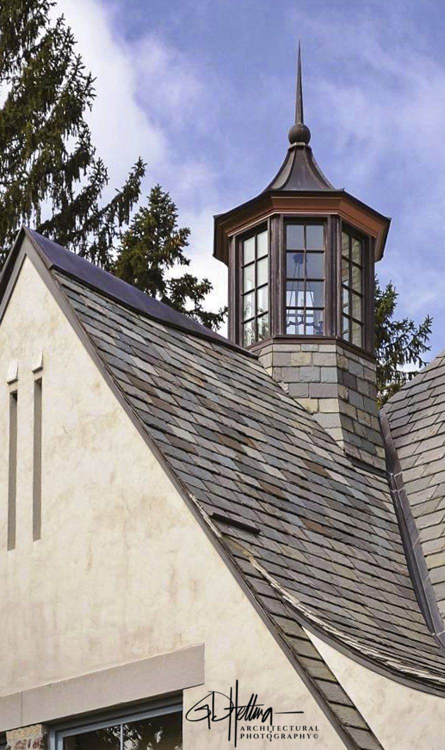 #architecturaldetailsphotography #Exteriorgaslight #LakeGenevaWI #cupola