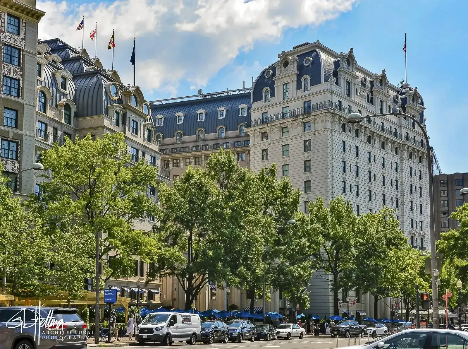 Willard InterContinental Hotel in Washington, DC, historic luxury hotel with classic façade from 1901.