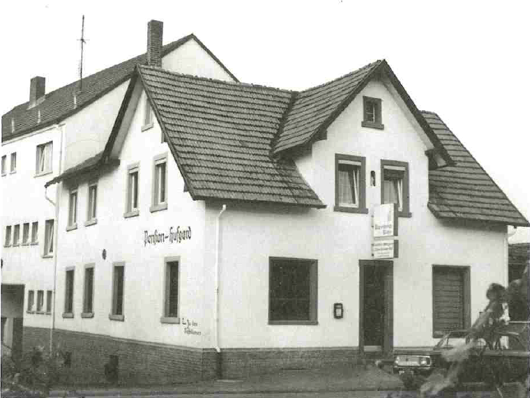 Gebäude