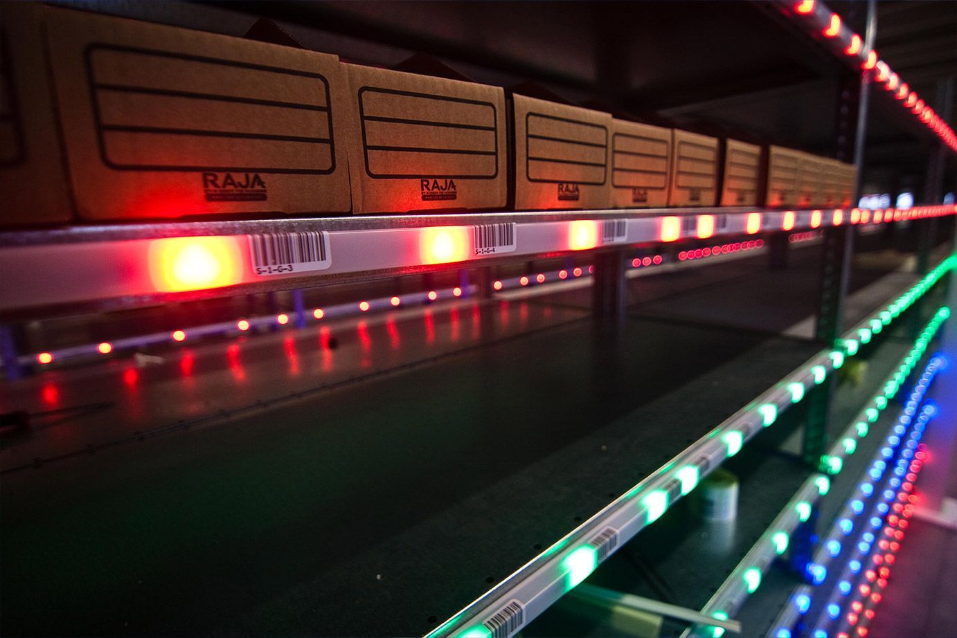 pick-by-light Technologie in der zweistufigen-Kommissionierung pick-by-light Technologie in der zweistufigen-Kommissionierung