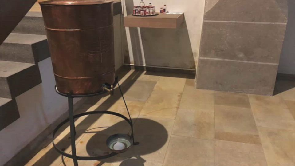 Pfarrkirche Sierning Weihwasser Kessel Weihwasser Kessel Pfarrkirche Sierning 24. Jänner 2020