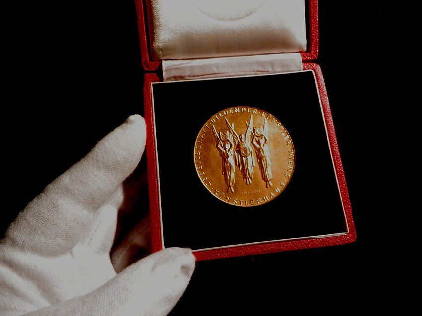 Goldene Ehrenmedaille Künstlerhaus Wien