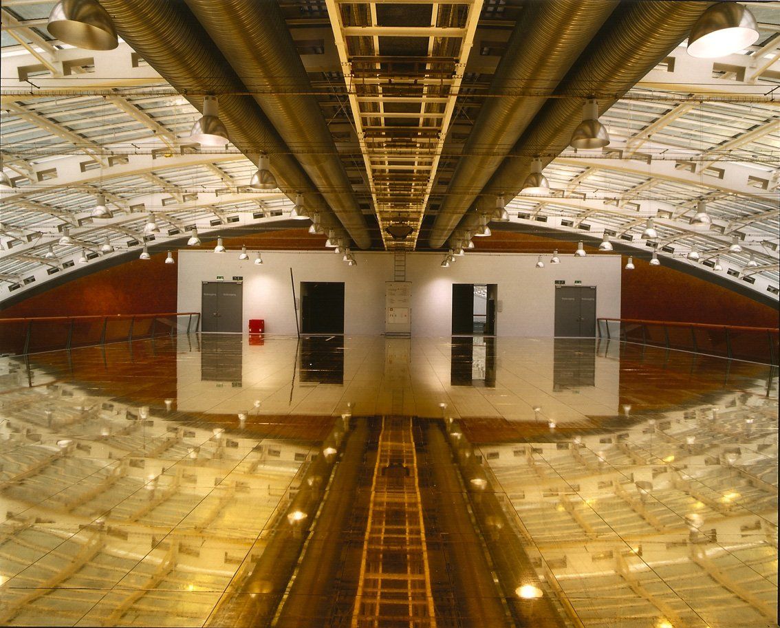 Goldene Empore im Design Center Linz 1997