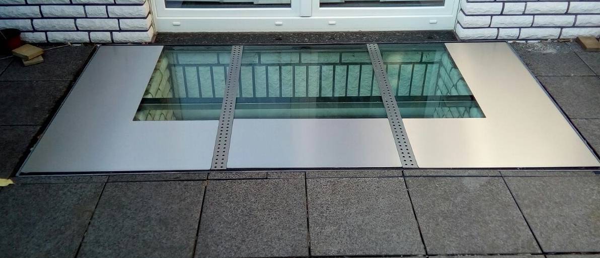 Aluminiumtor + Absturzsicherung