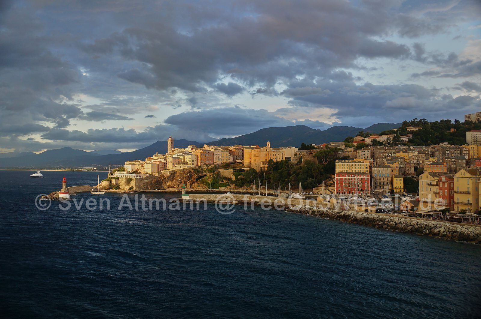 Mit dem K1100-Gespann auf der Insel der Schönheit