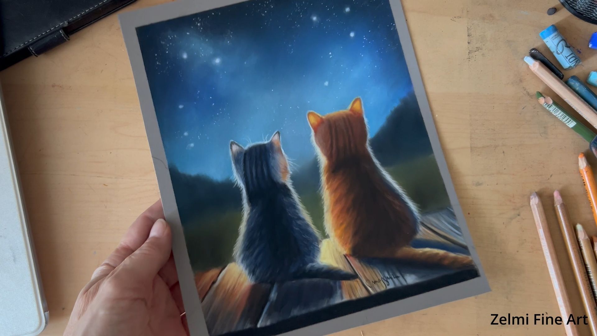 Réaliser deux petits chats qui regardent les étoiles au pastel sec Exercice au pastel sec, réaliser deux petits chats qui regardent les étoiles au pastel sec