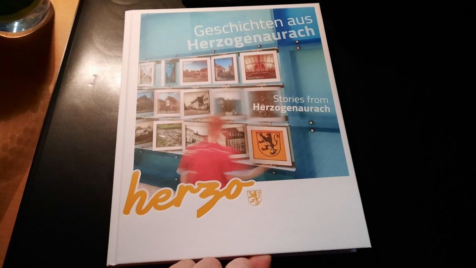 Herzogenaurach Stadtbuch Herzo-Buch Henning Mützlitz