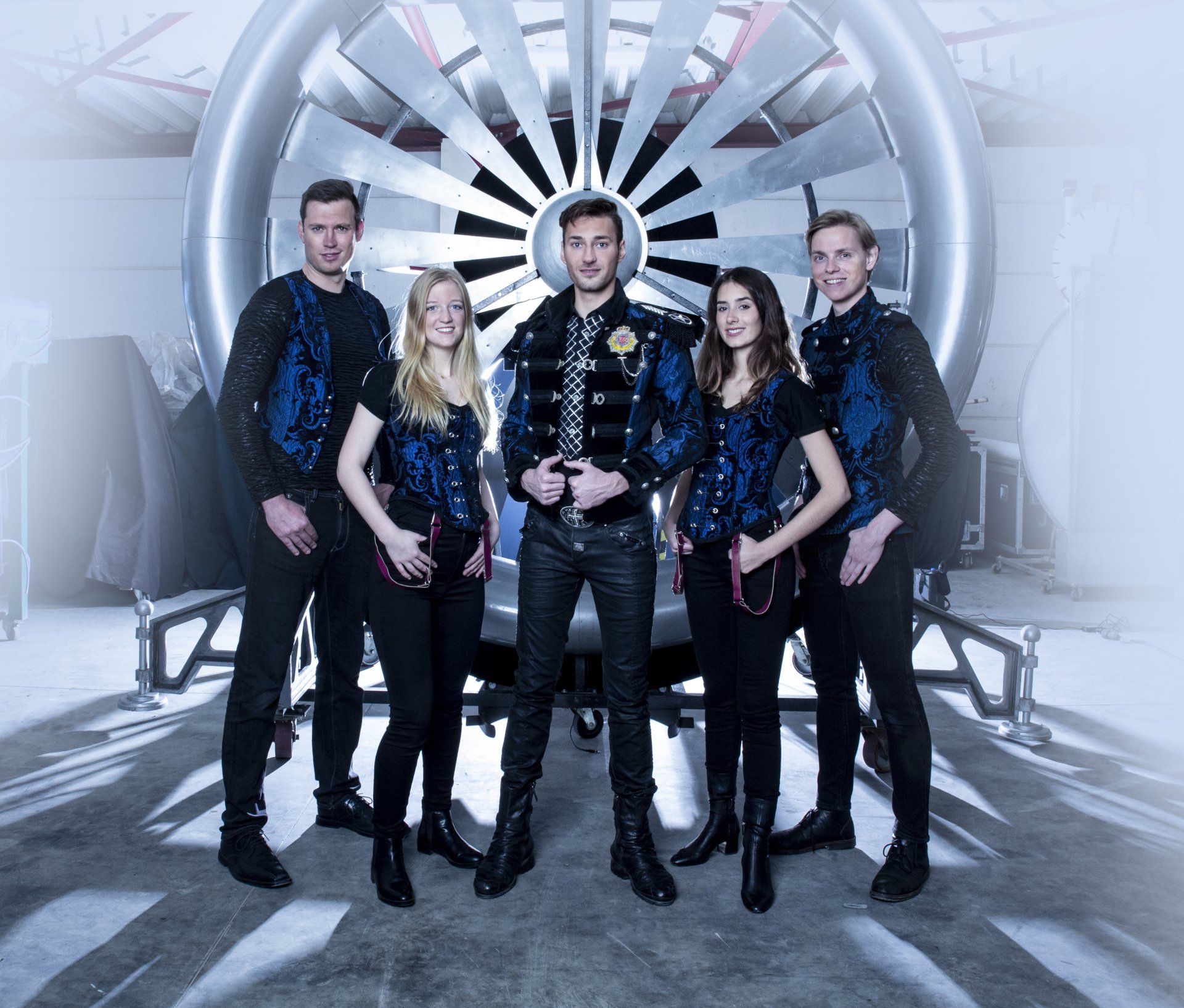 André Blake Show, Turbine, Team , Magie, Zauberei, Illusion, blau, Kostüm,