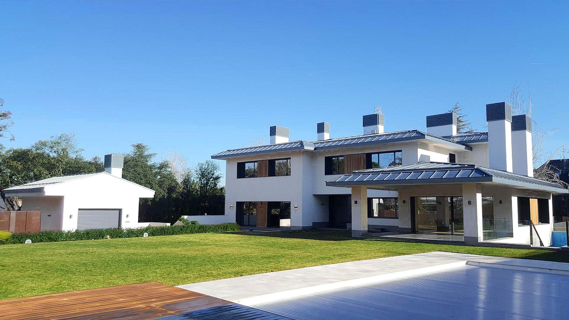 Instalaciones audiovisuales de casa y cine en casas independientes Instalaciones audiovisuales de casa y cine en casas independientess