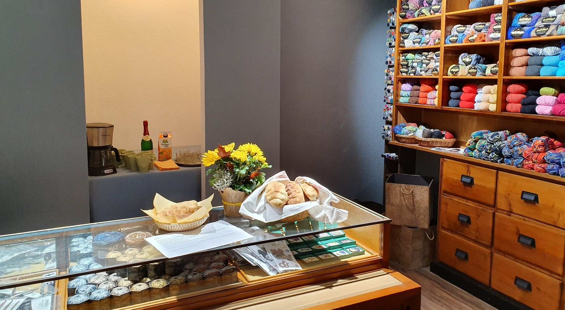 Ladeneröffnung, Handarbeiten, Chemnitz, wertvolle Handarbeiten, Spulwecken