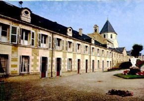 EHPAD LE PRIEURE SAINT JOUAN - CHINON EHPAD LE PRIEURE SAINT JOUAN - CHINON