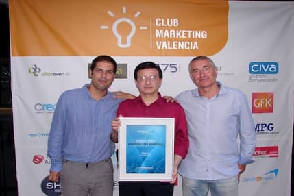 CEO de FAQcar con el Club Marketing Valencia