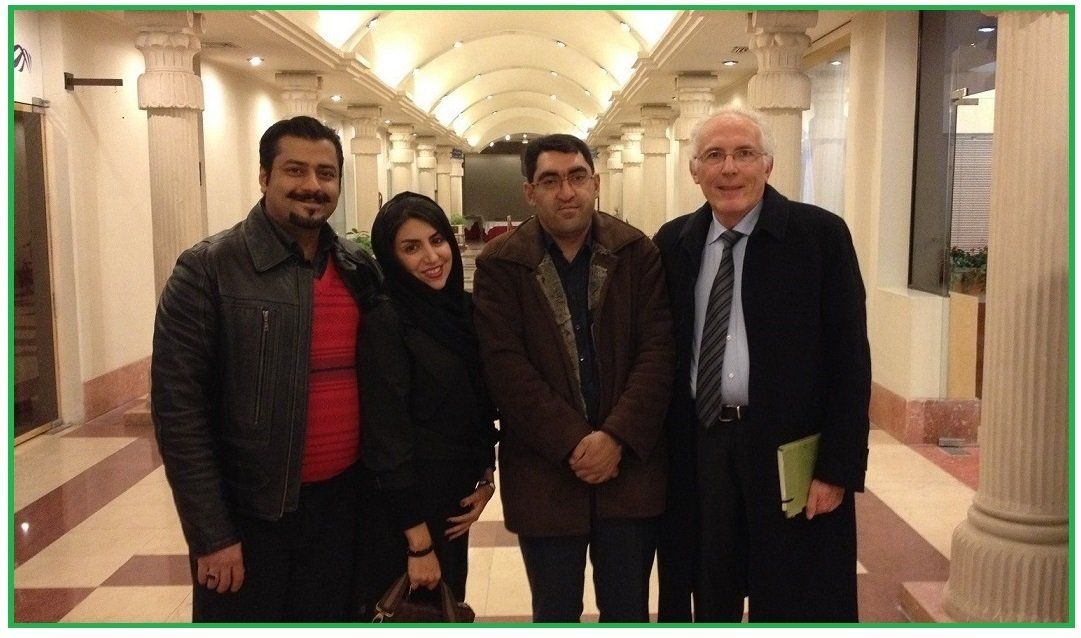 Rencontre, grâce et en compagnie de Mohsen, Sahar et Emad de l'agence de voyage « Homafaran Khorshid Savar » pour un développement de voyages entre la France et l'Iran, à l’Hôtel Homa de Shiraz