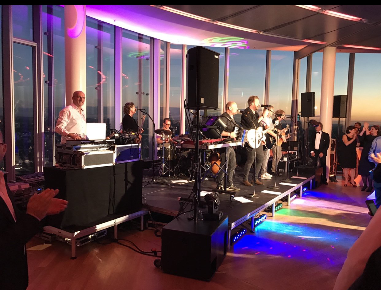 DJ Nett Karnevalsparty im KölnTriangle Köln