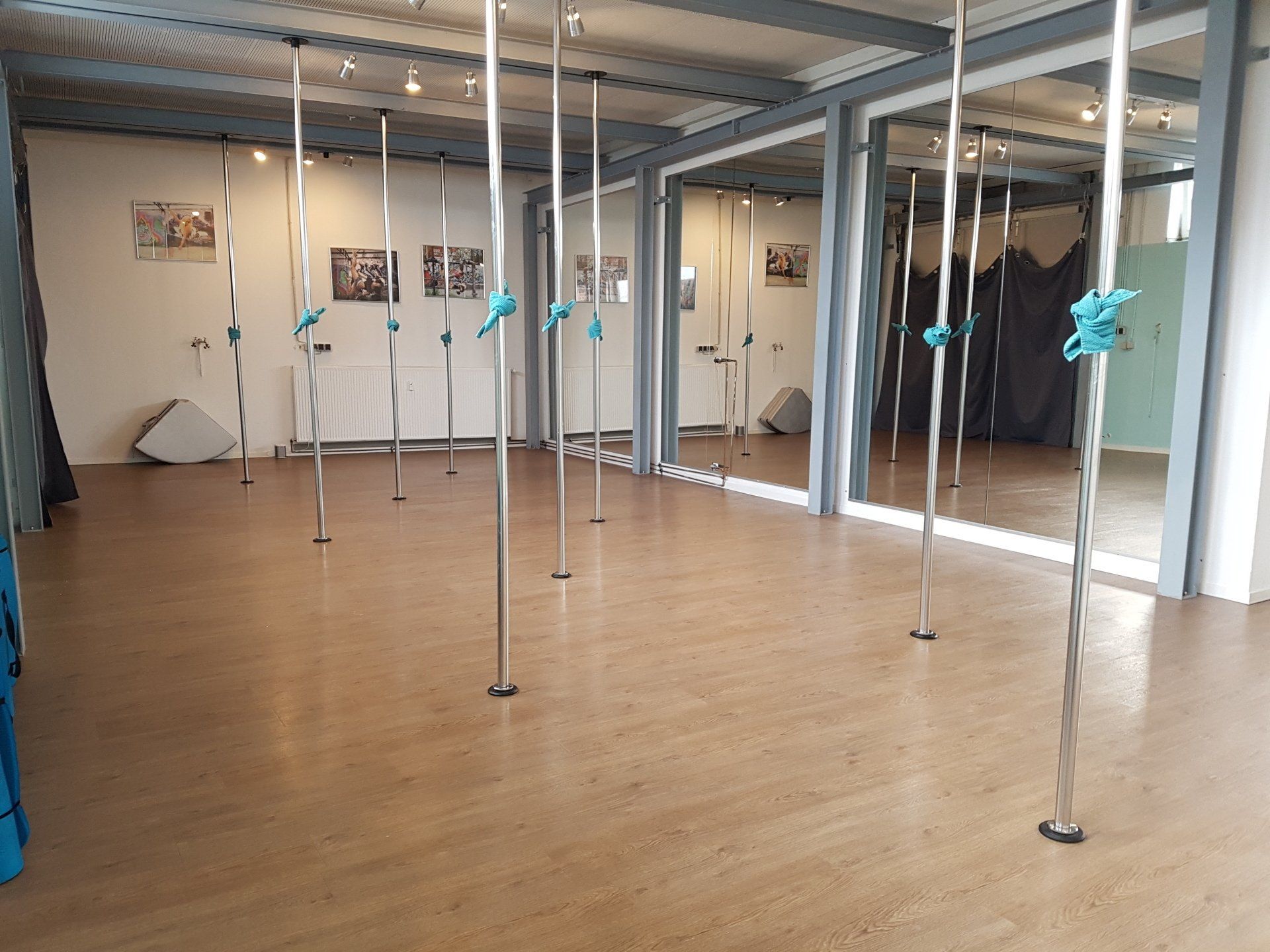 Pole Dance in Münster im schwerelos