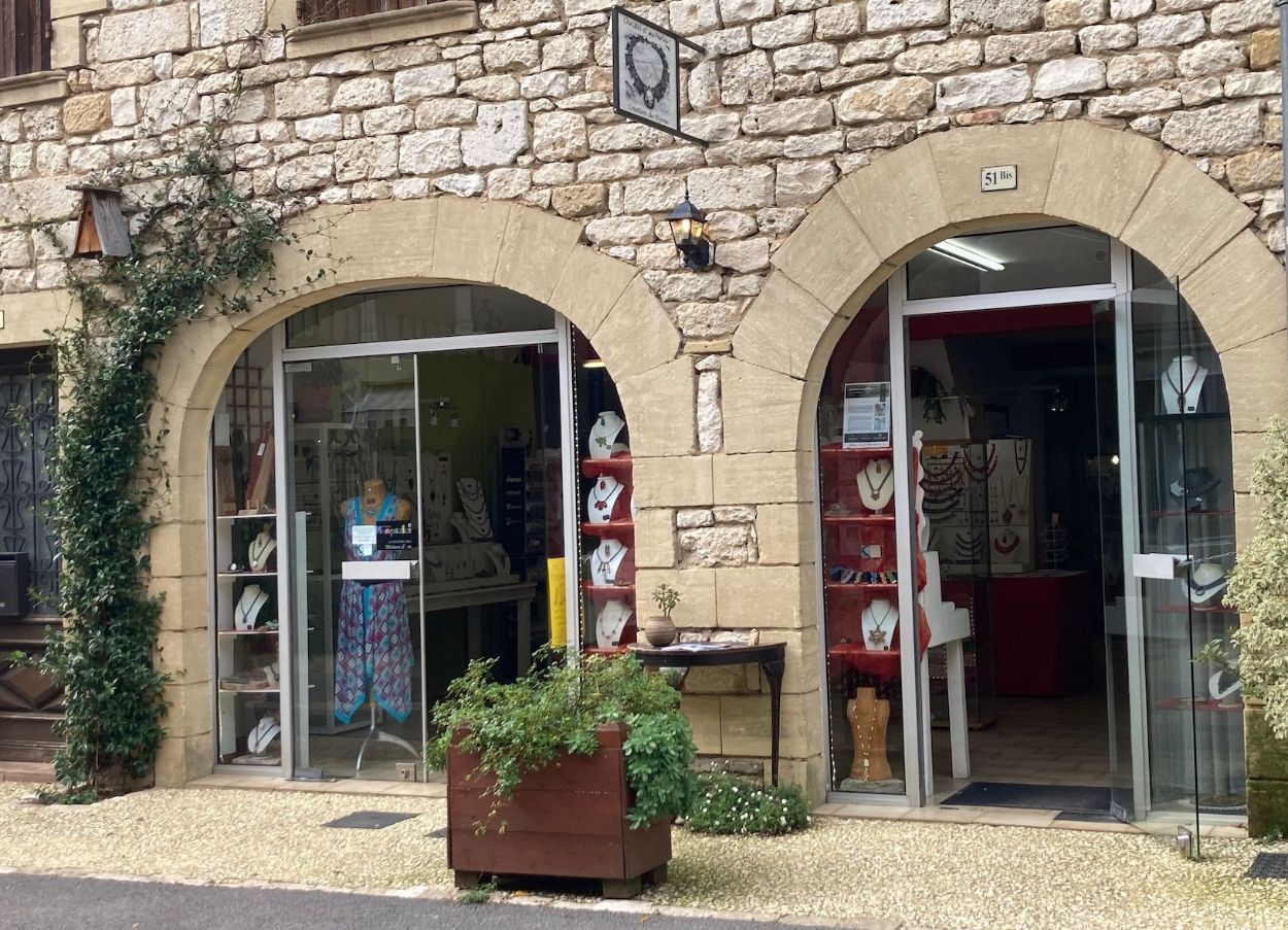 boutique-christel-ett-ses-perles-monpazier-bijoux-macrame
