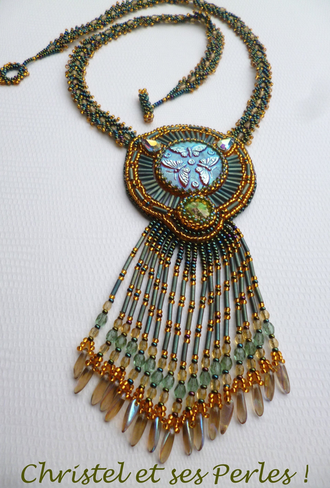 collier cabochon verre tchèque et perles de verre, vert et bronze