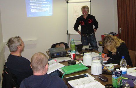 Moderner Schulungsraum für unsere Tauchkurse