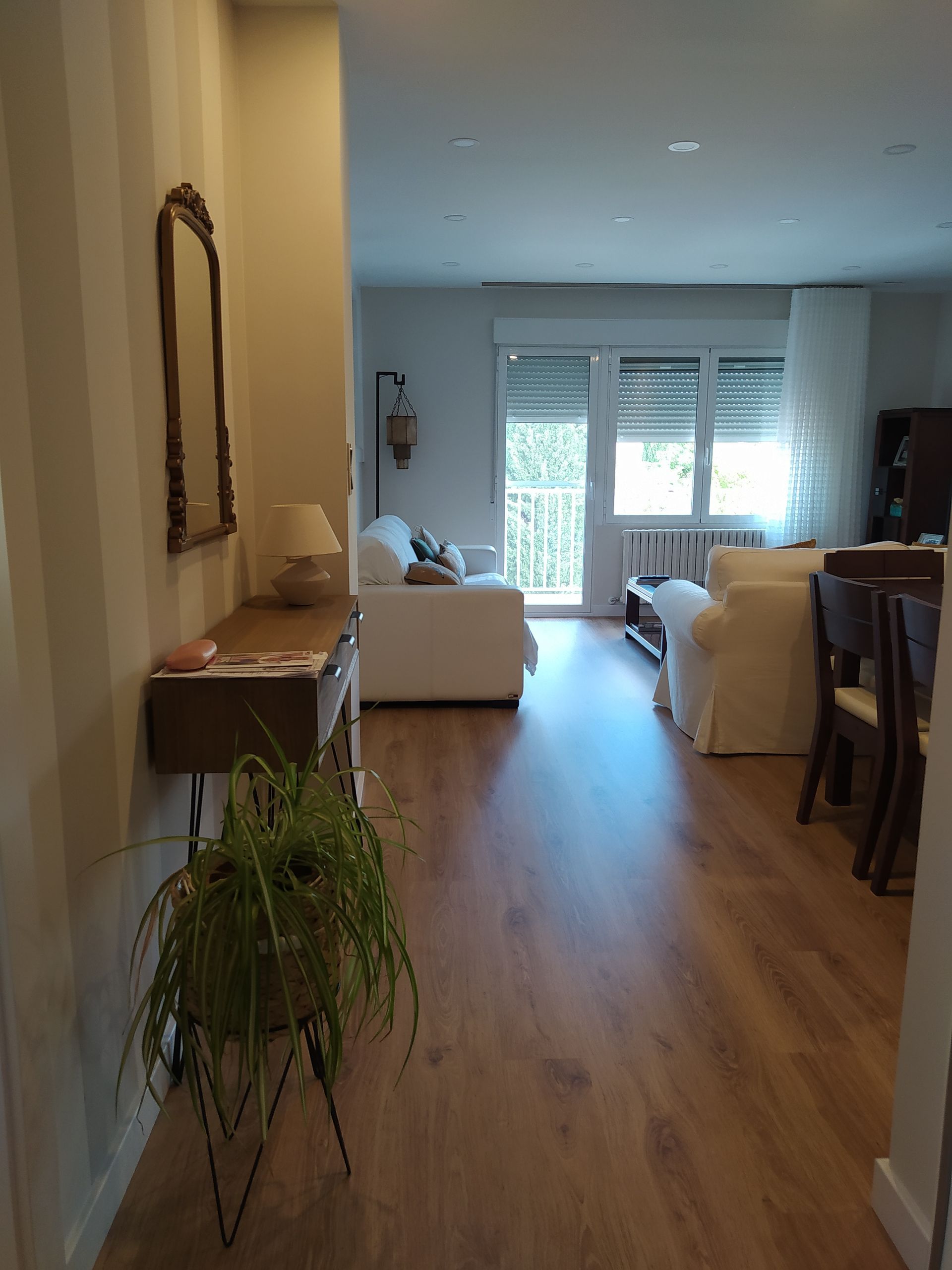 Eliminamos la despensa y movimos la puerta