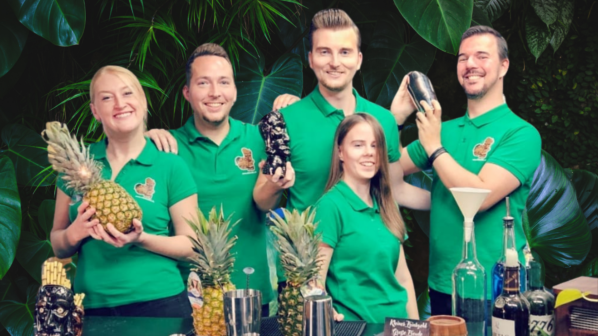 Unser Team bietet euch exklusives Cocktailcatering mit Mobiler Bar.